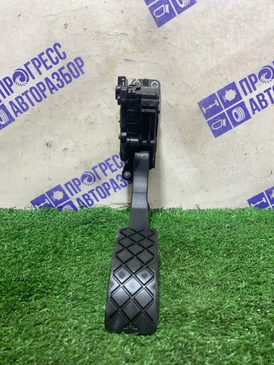 Педаль газа Volkswagen Polo 2013 6Q1723503P СЕДАН 1.6 CFNA