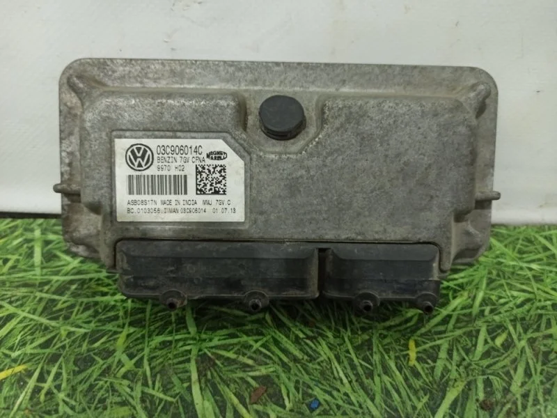 Блок управления двигателем (ЭБУ) Volkswagen Polo 2013 03C906014C СЕДАН 1.6 CFNA