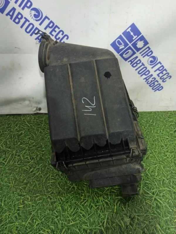 Корпус воздушного фильтра Mercedes-Benz Ml W163 2000 A1635050160 КРОССОВЕР 3.2 М112.942