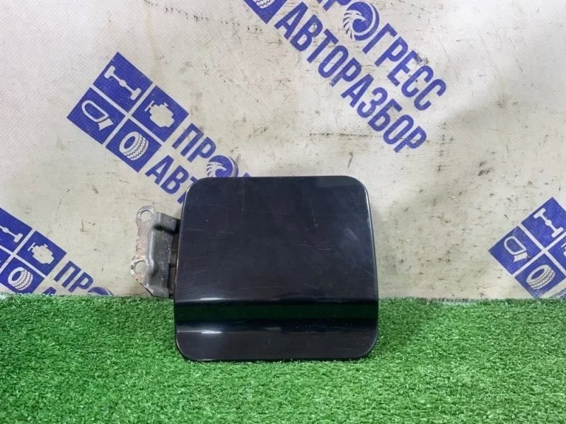 Лючок бензобака Mitsubishi Pajero Sport 1999 MR241921 ВНЕДОРОЖНИК 3.0 6G72