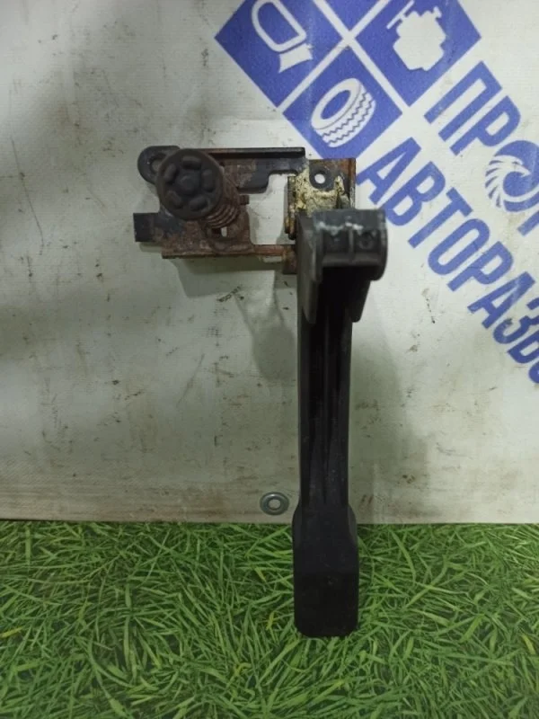 Ручка открывания капота Renault Megane 3 2010 656030006R ХЭТЧБЕК 1.6 K4M858
