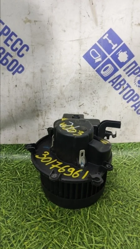 Моторчик печки Mercedes-Benz Clk 280 2005 A2038202514 КУПЕ 3.0
