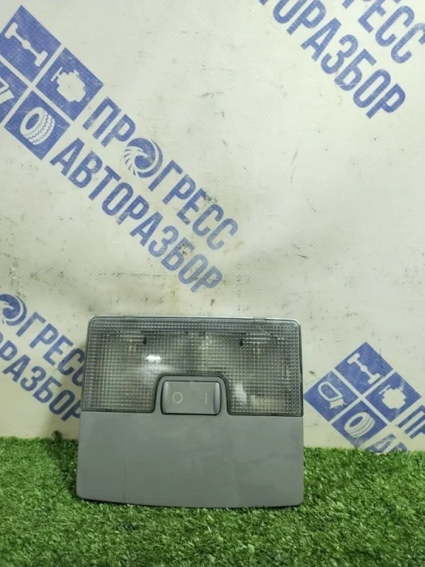 Плафон салона Audi A6 1997 4B0947105 СЕДАН 2.8 ACK