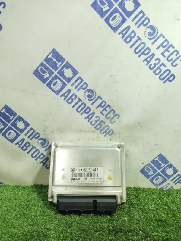 Блок управления двигателем (ЭБУ) Audi A6 1997 4D0907551R СЕДАН 2.8 ACK