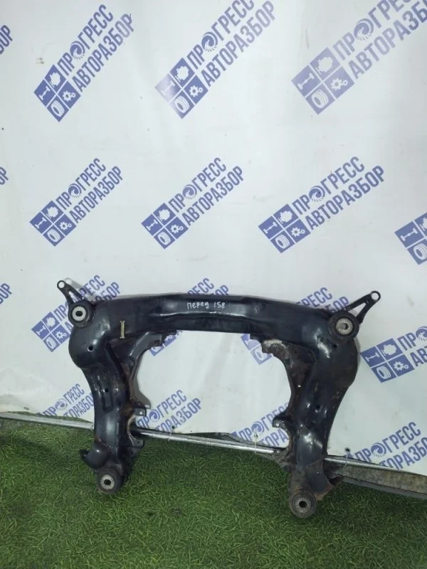 Подрамник Audi A6 1997 4B0399313 СЕДАН 2.8 ACK, передний