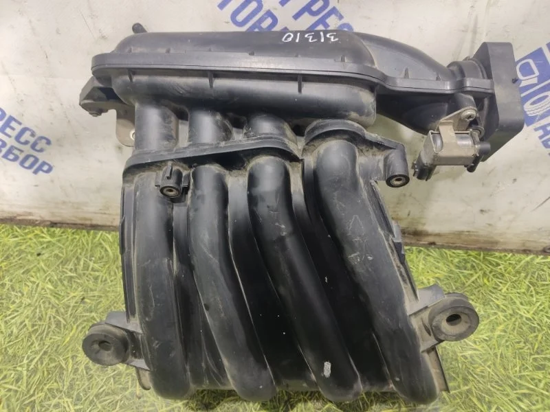 Впускной коллектор Nissan Tiida 2008 14001EE00B ХЭТЧБЕК 1.6 HR16