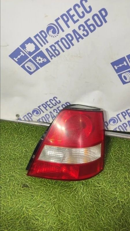 Фонарь Kia Sorento 2005 924023E010 КРОССОВЕР 2.5 D4CB 140Л.С., задний правый