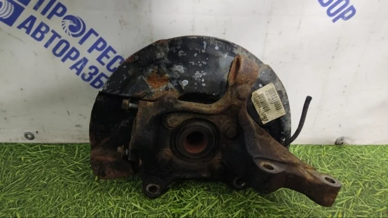 Поворотный кулак Volvo Xc 90 2006 30760561 КРОССОВЕР 2.5 B5254T2, передний левый