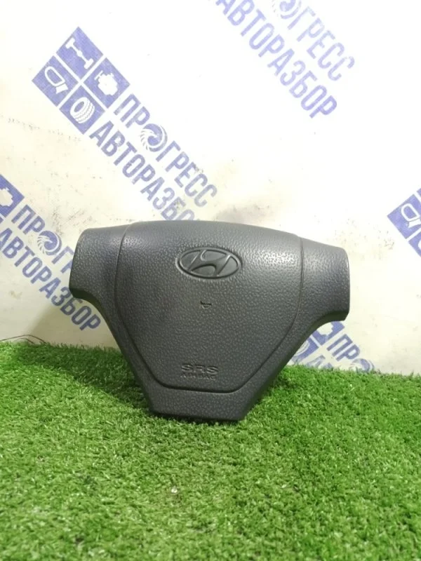 Подушка безопасности в руль (AIRBAG) Hyundai Getz 2004 569001C000BJ ХЭТЧБЕК 1.3 G4EA