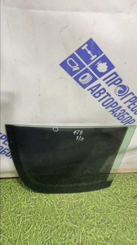 Стекло форточка боковое Renault Megane 2 2006 8200492813 СЕДАН 1.6 K4M812, заднее правое