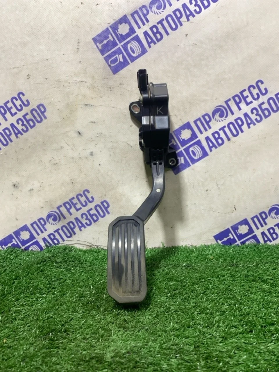 Педаль газа Toyota Camry 2010 7811033110 СЕДАН 2.4 2AZFE