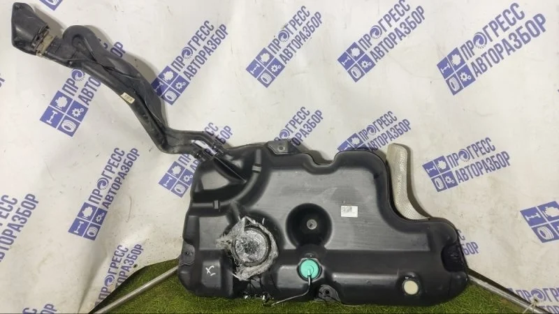 Бензобак Nissan Almera G15 2014 1720100Q0N СЕДАН 1.6 K4M