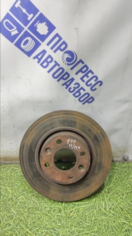 Тормозной диск Nissan Almera G15 2014 402064AA1A СЕДАН 1.6 K4M, передний правый