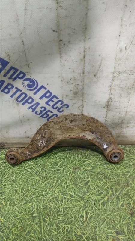 Рычаг подвески Mazda 3 Bk 2007 BP4K28C10B ХЭТЧБЕК 1.6 Z6, задний правый