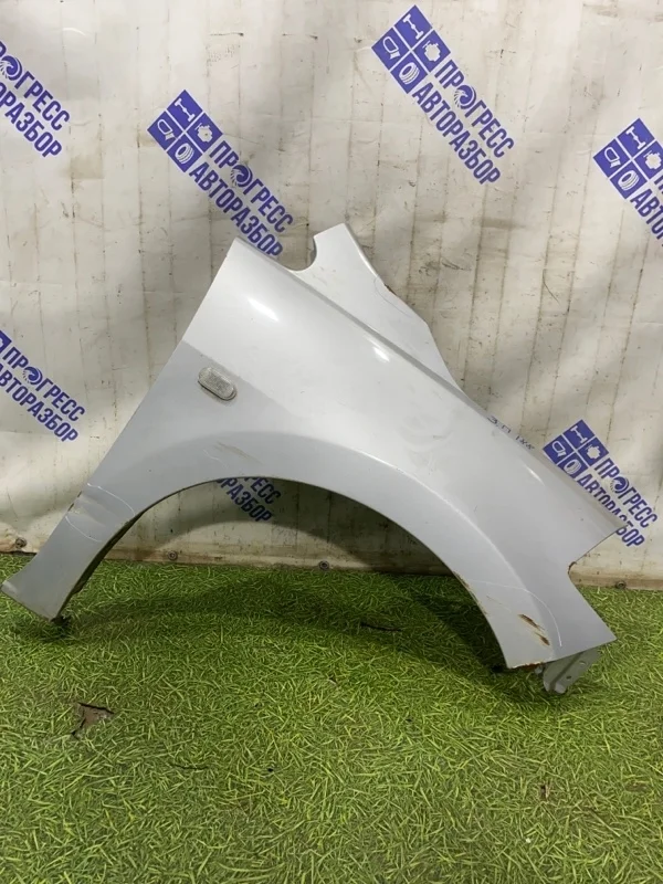 Крыло Nissan Tiida 2007 63100EL030 ХЭТЧБЕК 1.6 HR16DE, переднее правое