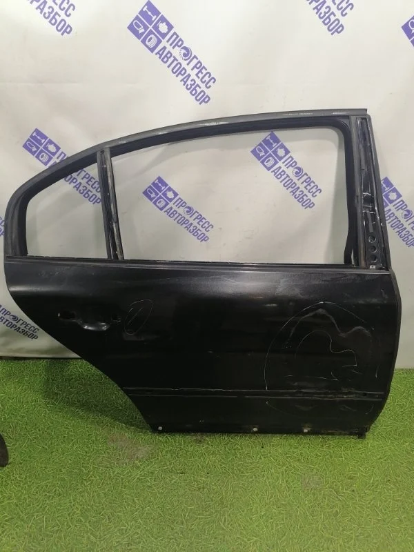 Дверь Skoda Superb 2007 3U5833052B СЕДАН 1.8 AWT, задняя правая