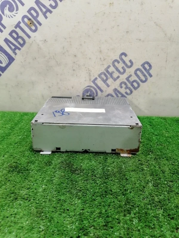 Блок магнитолы Land Rover Range Rover Iii 2002 XQC500010 ВНЕДОРОЖНИК 4.4 M62 B44 V8