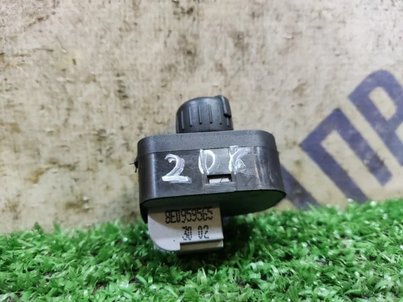Регулятор зеркал Audi A4 B6 2002 8E0959565 СЕДАН 1.8 BFB, передний левый