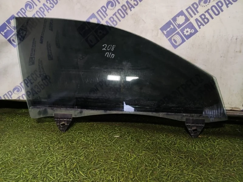 Стекло двери Audi A4 B6 2002 8E0845022D СЕДАН 1.8 BFB, переднее правое