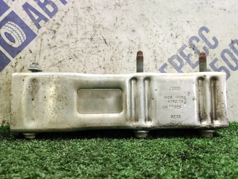 Кронштейн усилителя бампера Audi A4 B6 2002 8E0807331B СЕДАН 1.8 BFB, задний левый