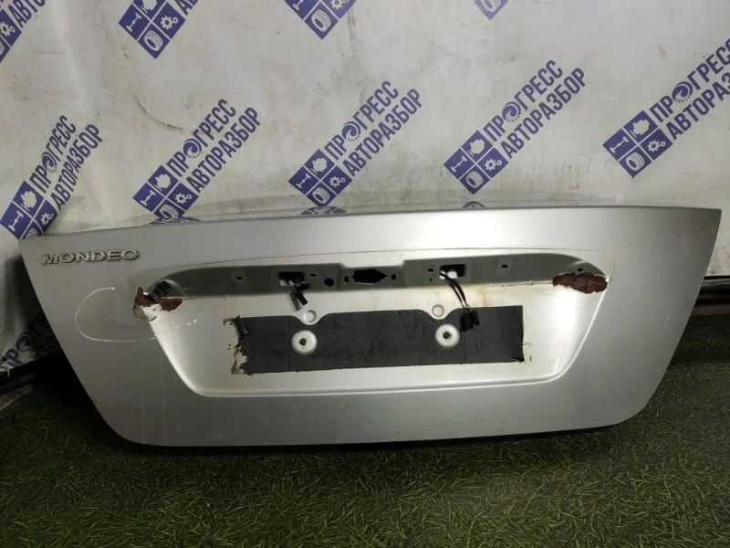 Крышка багажника Ford Mondeo 3 2001 1151778 СЕДАН 2.0 CJBA
