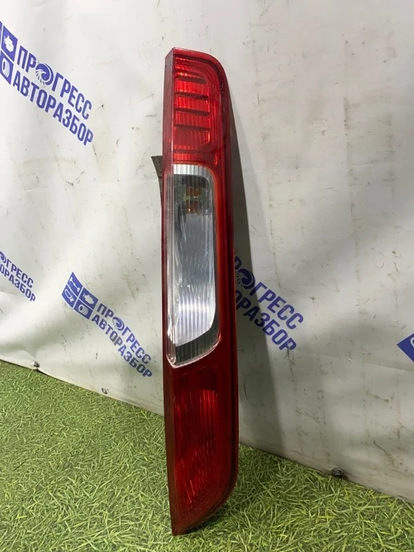 Фонарь Ford Focus 2 2007 1420450 ХЭТЧБЕК 1.8 QQDB, задний правый