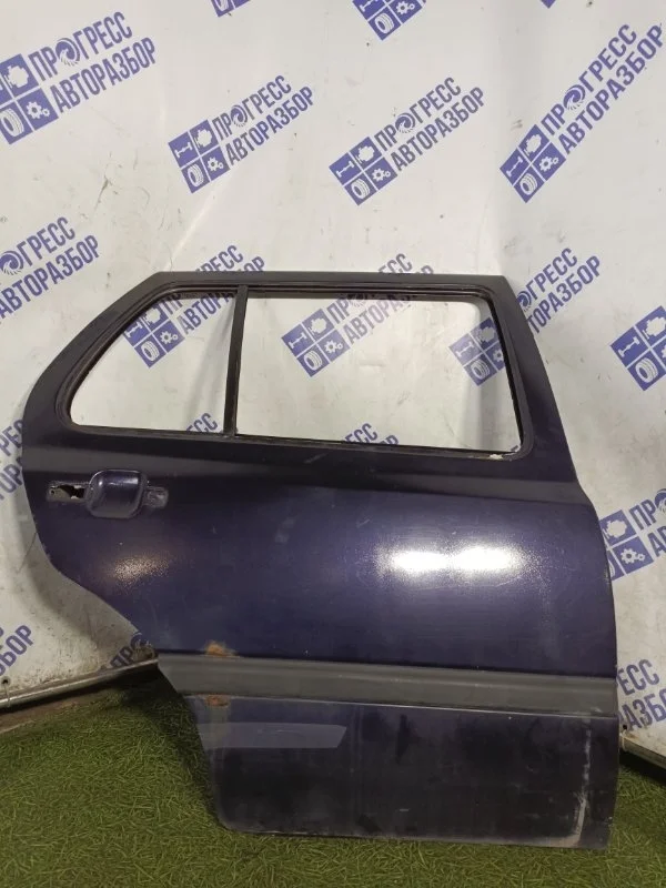 Дверь Volkswagen Golf 3 1993 1H4833056 ХЭТЧБЕК 1.8 ABS, задняя правая