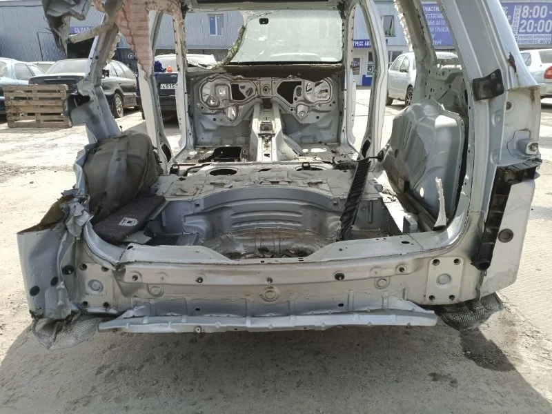 Задняя панель кузова Volkswagen Touareg 2002 7L6813303C КРОССОВЕР 3.2 V6 БЕНЗИН