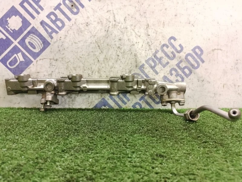 Топливная рампа Toyota Mark X 2009 2385031020 СЕДАН 2.5 4GR, правая