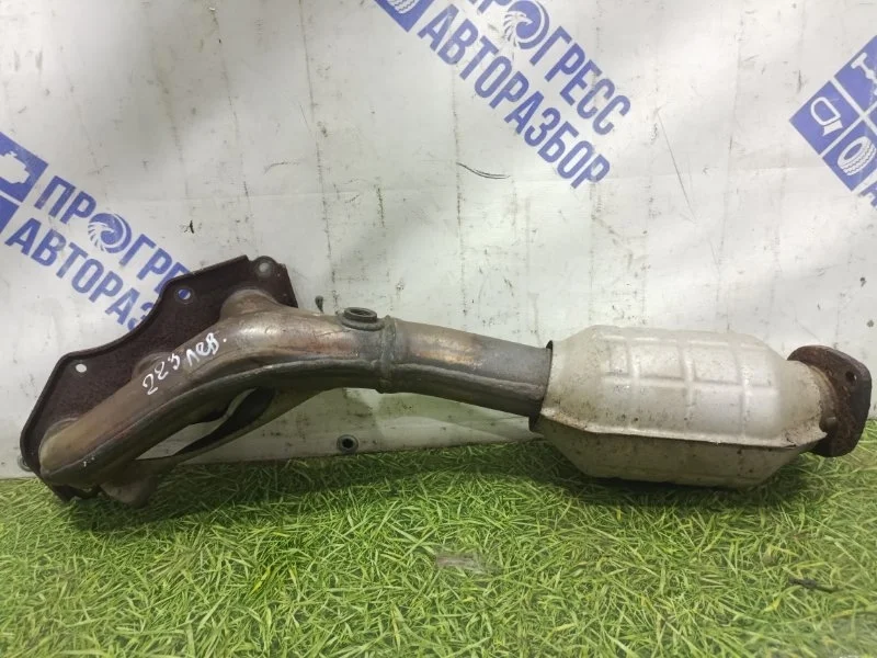 Выпускной коллектор Toyota Mark X 2009 1715031030 СЕДАН 2.5 4GR, левый