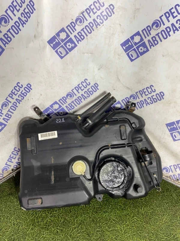 Бензобак Ford Fusion 2006 1404702 ХЭТЧБЕК 1.4 FXJA