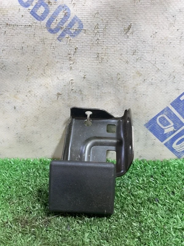 Ручка открывания капота Nissan Almera Classic 2008 6562095F0A СЕДАН 1.6 QG16