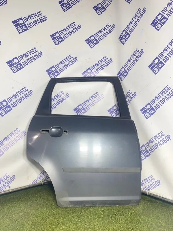 Дверь Ford C-Max 2003 1496875 УНИВЕРСАЛ 1.8 CSDB, задняя правая