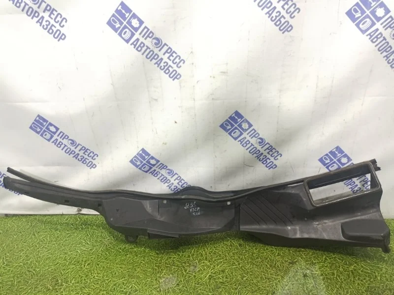 Водосток Mercedes-Benz Clk 230 Kompressor 1997 2028300044 КУПЕ 2.3 M111E23, передний