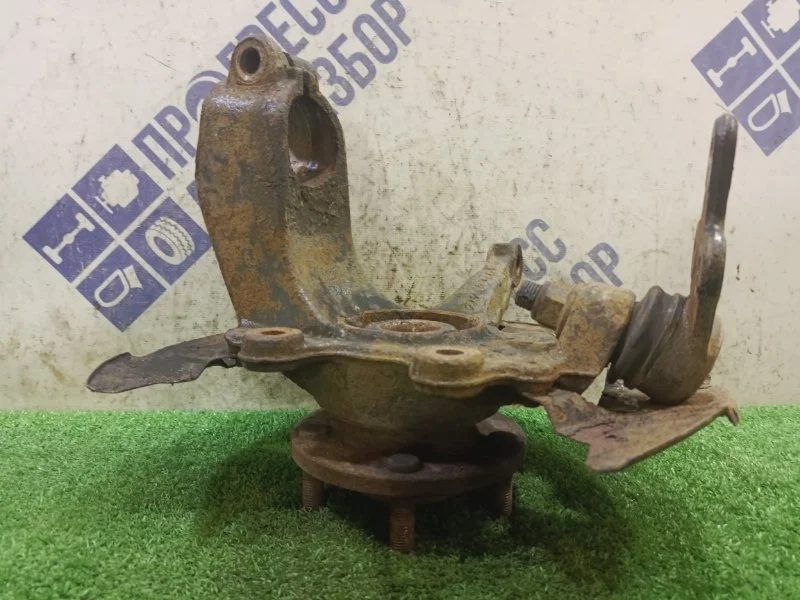 Кулак поворотный Volvo S40 2007 31212948 СЕДАН 1.6 B4164S3, передний правый