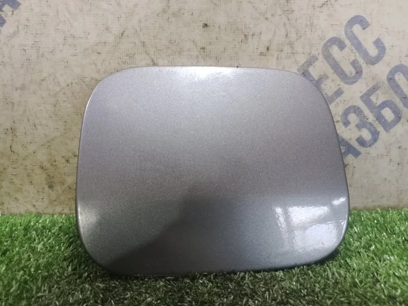 Лючок бензобака Mitsubishi Lancer 9 2004 5940A010 СЕДАН 1.6 4G18