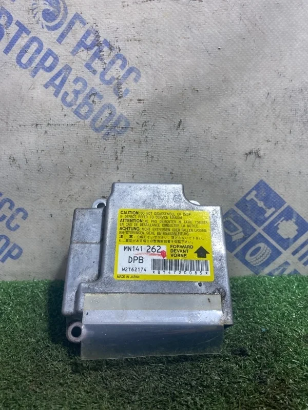 Блок управления airbag Mitsubishi Lancer 9 2004 MN141262 СЕДАН 1.6 4G18