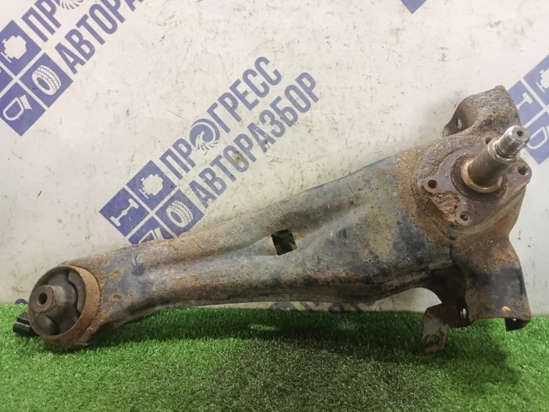 Рычаг подвески Mitsubishi Lancer 9 2004 MR519134 СЕДАН 1.6 4G18, задний правый