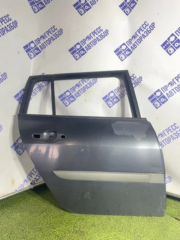 Дверь Renault Megane 2 2006 7751475037 УНИВЕРСАЛ 1.6 K4MD812, задняя правая
