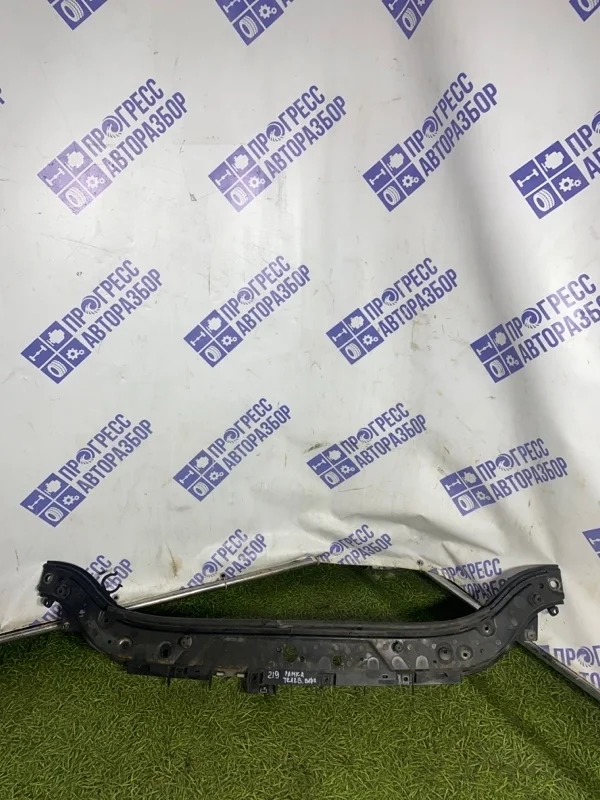Передняя панель (Телевизор) Renault Megane 2 2006 8200137494 УНИВЕРСАЛ 1.6 K4MD812