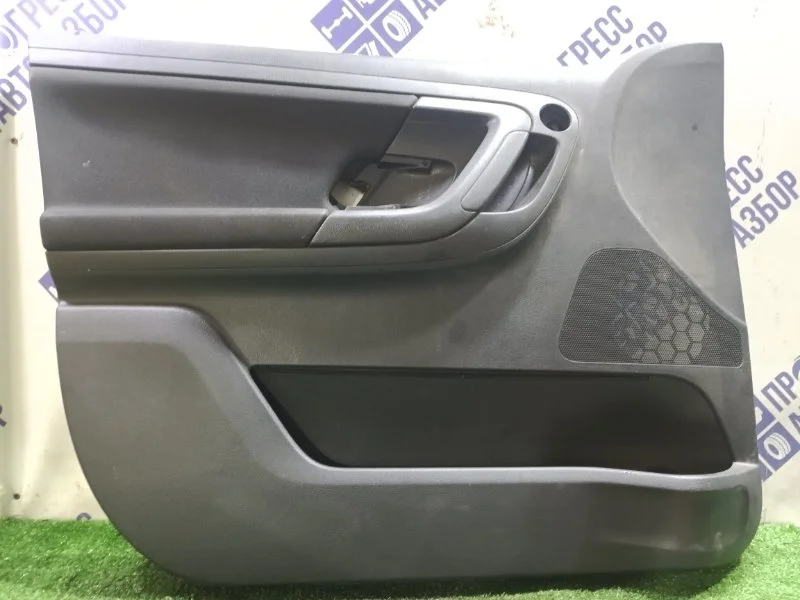 Дверная карта Skoda Fabia 2012 5J0867011E ХЭТЧБЕК 1.6 CFN, передняя левая