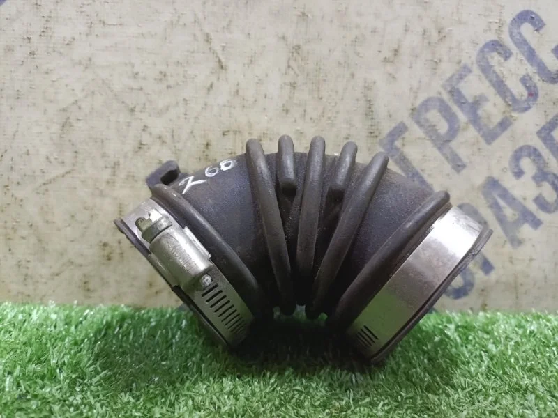 Патрубок воздушного фильтра Suzuki Sx4 2006 1388163J00 ХЭТЧБЕК 1.6 M16A