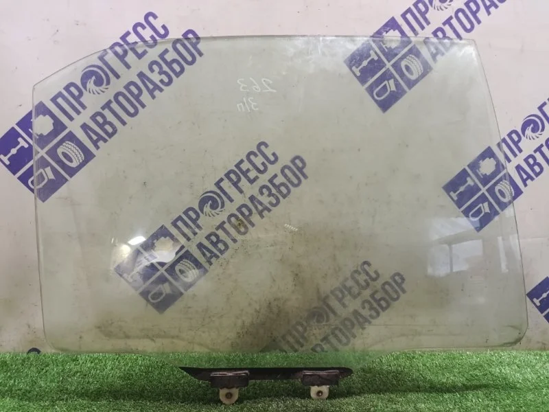 Стекло двери Mitsubishi Lancer 9 2004 MR525742 СЕДАН 1.6 4G18, заднее правое