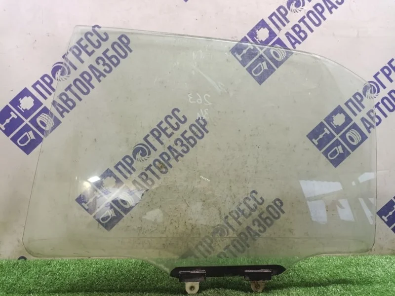 Стекло двери Mitsubishi Lancer 9 2004 MR525741 СЕДАН 1.6 4G18, заднее левое