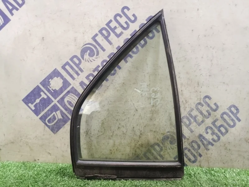 Стекло форточка боковое Mitsubishi Lancer 9 2004 MR525826 СЕДАН 1.6 4G18, заднее правое