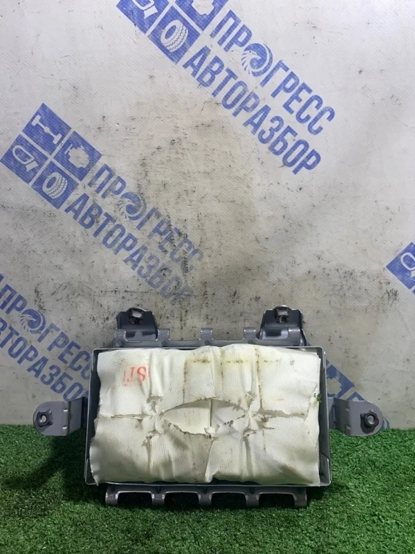 Подушка безопасности пассажира Suzuki Sx4 2006 7392079J00 ХЭТЧБЕК 1.6 M16A