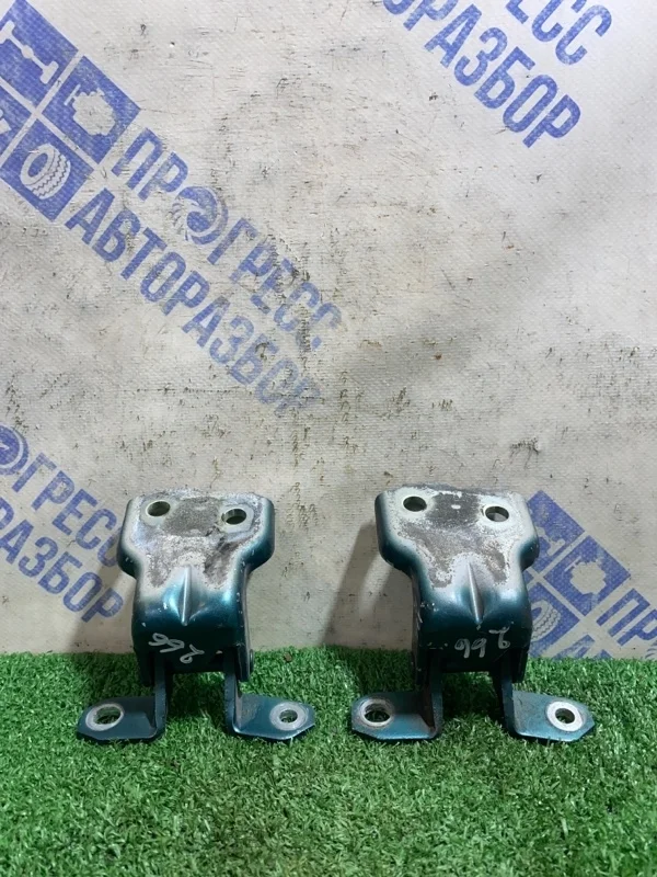 Петля двери Suzuki Sx4 2006 6932063JA0 ХЭТЧБЕК 1.6 M16A, передняя левая