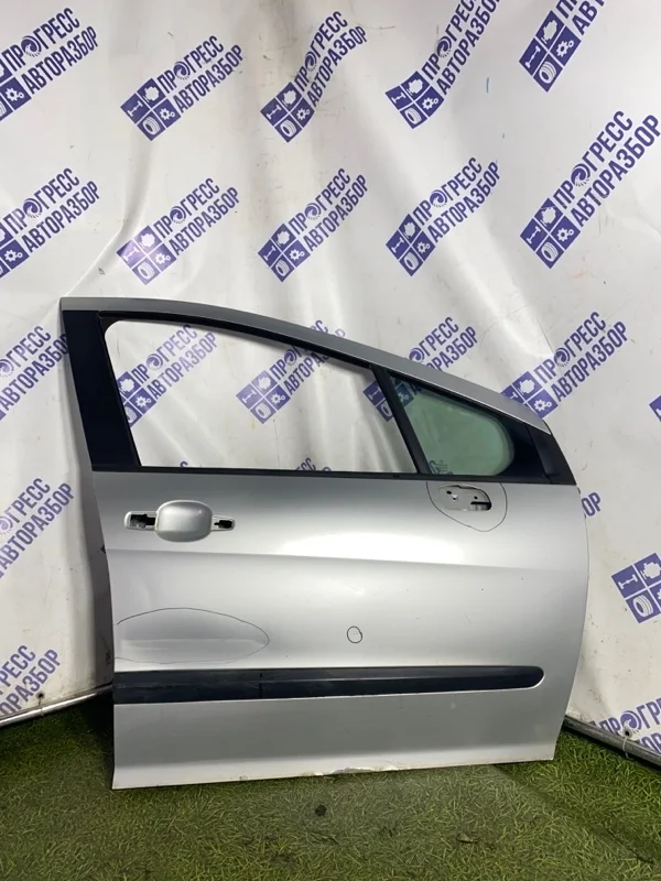 Дверь Peugeot 308 2008 9004CC ХЭТЧБЕК 1.6 EP6, передняя правая