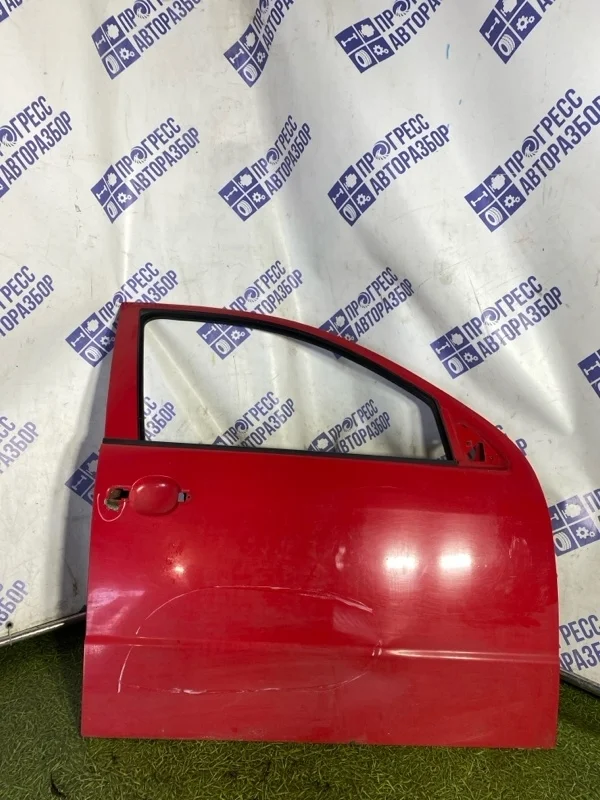 Дверь Skoda Fabia 2002 6Y0831056 ХЭТЧБЕК 1.4 AZE, передняя правая