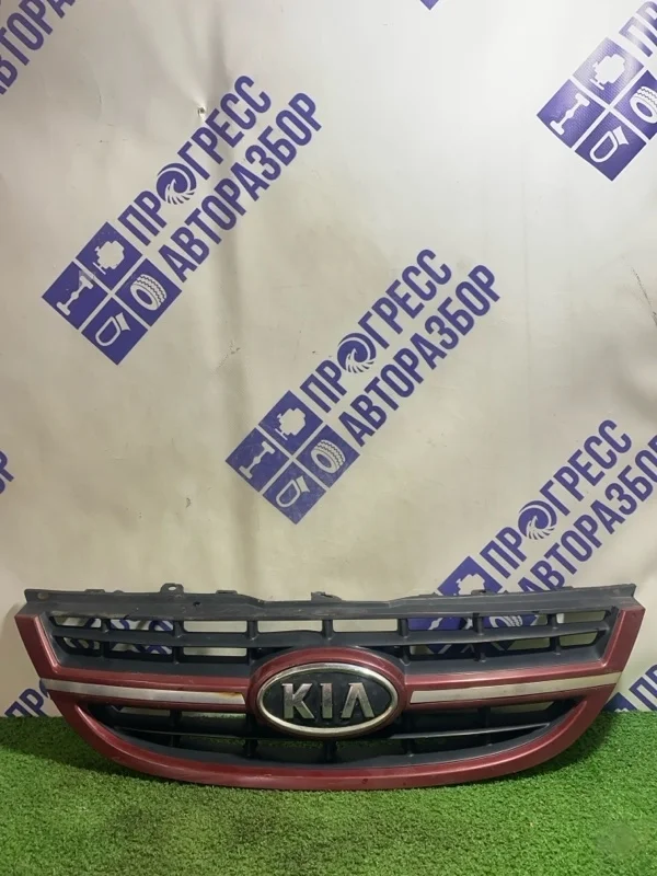 Решетка радиатора Kia Cerato 2006 863502F400 СЕДАН 1.6 G4ED